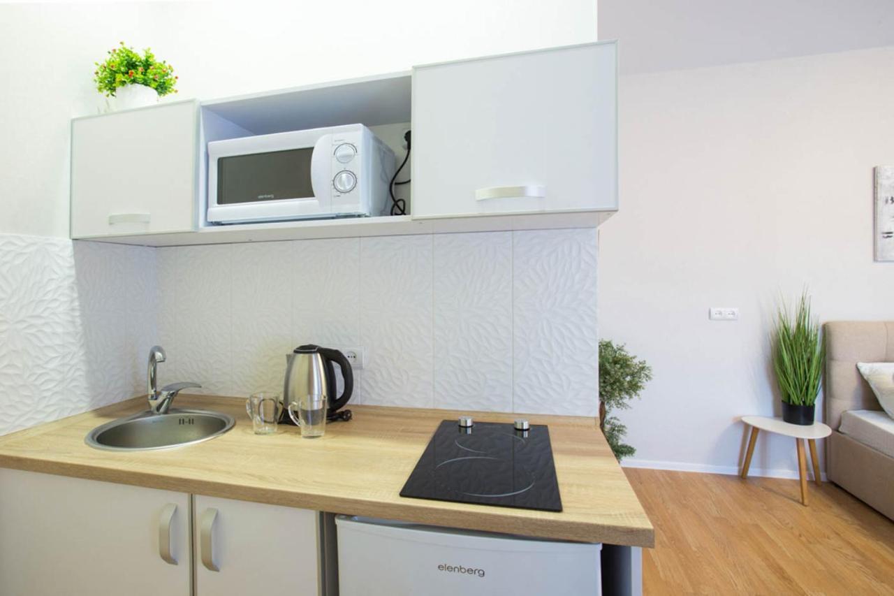 New Apartment In The Center - Gimnasiyna Naberezhna 24A-12 Harkiv Exterior foto